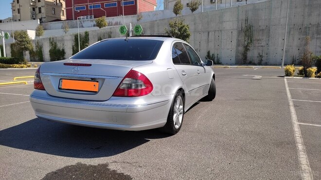 Mercedes E 280 2004, 375,000 km - 3.2 l - Bakı