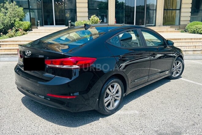 Hyundai Elantra 2018, 61,000 km - 2.0 л - Bakı