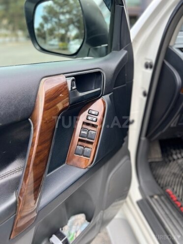 Toyota Land Cruiser Prado 2012, 177,635 km - 2.7 л - Bakı