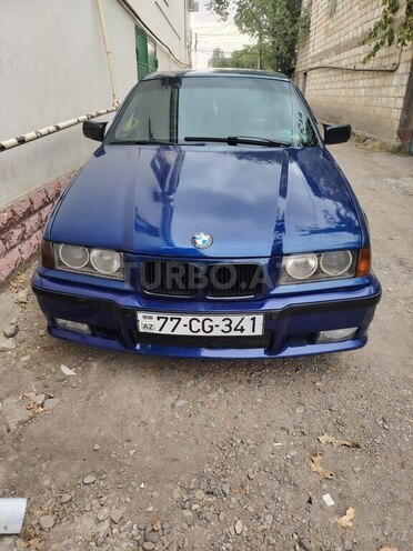 BMW 325 1991, 400,000 km - 2.5 l - Tovuz