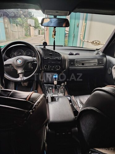 BMW 325 1991, 400,000 km - 2.5 l - Tovuz