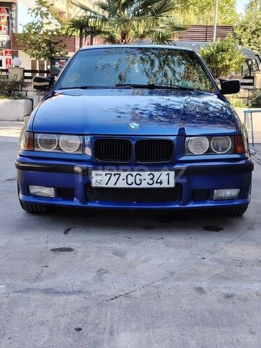 BMW 325 1991, 400,000 km - 2.5 l - Tovuz