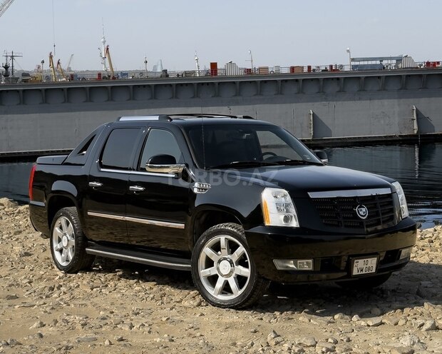 Cadillac Escalade 2006, 285,000 km - 6.2 l - Bakı