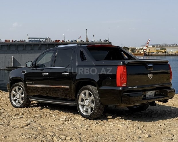 Cadillac Escalade 2006, 285,000 km - 6.2 l - Bakı
