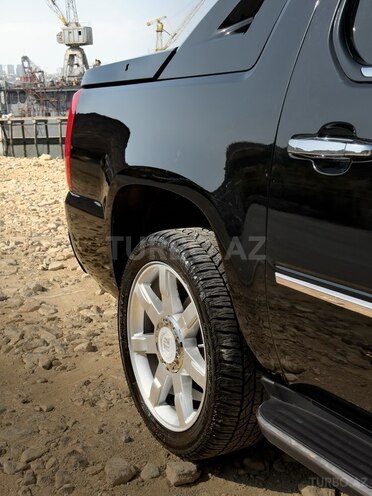 Cadillac Escalade 2006, 285,000 km - 6.2 l - Bakı