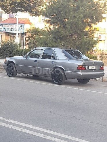 Mercedes E 200 1991, 222,000 km - 2.0 l - İmişli