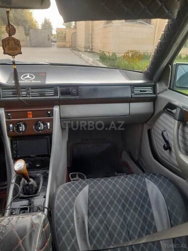 Mercedes E 200 1991, 222,000 km - 2.0 l - İmişli