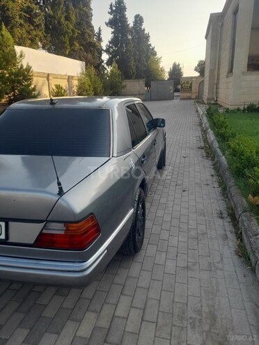 Mercedes E 200 1991, 222,000 km - 2.0 l - İmişli