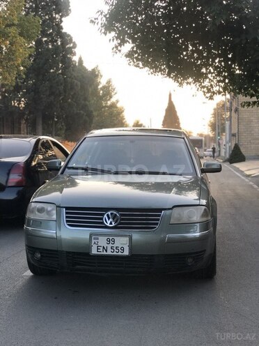 Volkswagen Passat 2002, 300,000 km - 1.8 l - Gəncə