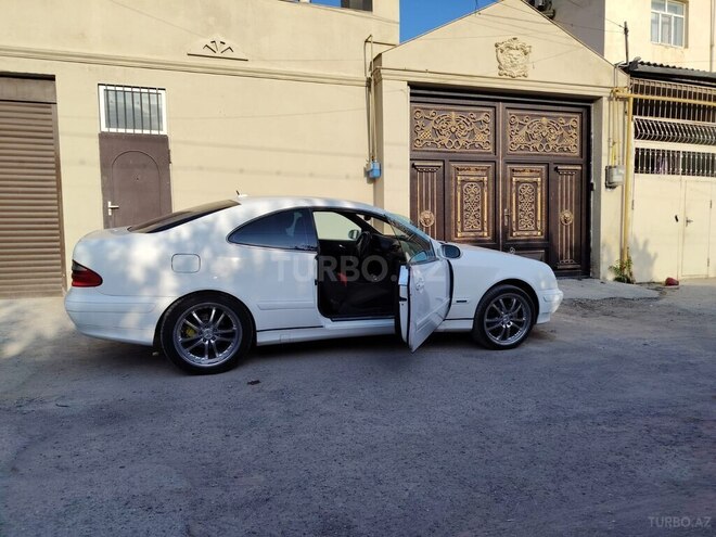 Mercedes CLK 200 2001, 297,000 km - 2.0 l - Bakı