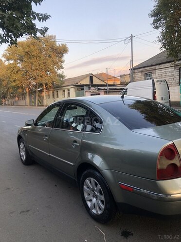Volkswagen Passat 2002, 300,000 km - 1.8 l - Gəncə