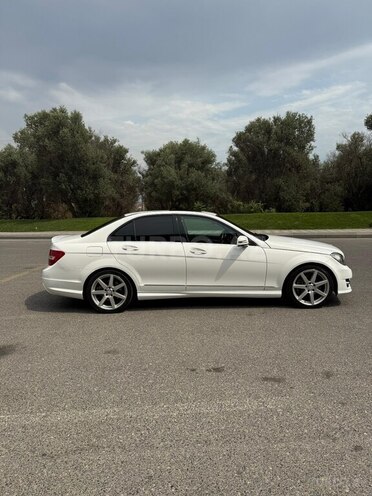 Mercedes C 250 2014, 131,000 km - 1.8 л - Bakı