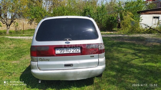 Ford Galaxy 1999, 325,412 km - 1.9 l - Quba