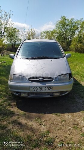 Ford Galaxy 1999, 325,412 km - 1.9 l - Quba