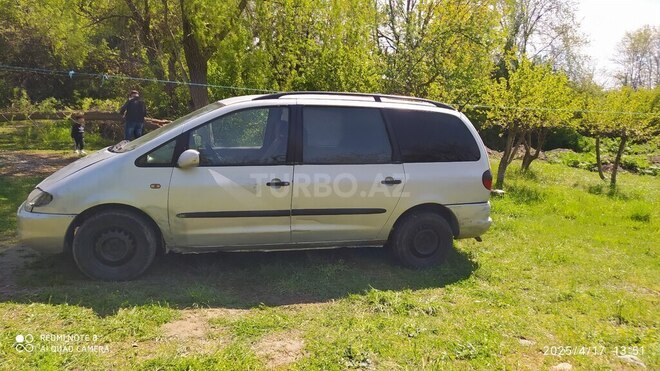 Ford Galaxy 1999, 325,412 km - 1.9 l - Quba
