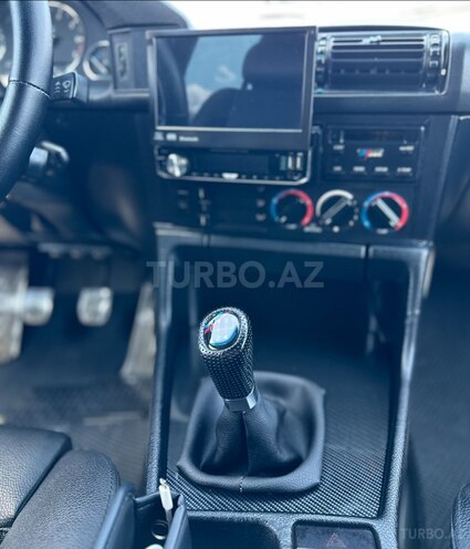 BMW 520 1994, 300,000 km - 2.0 l - Bakı