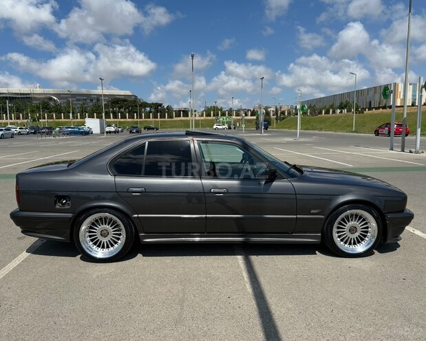 BMW 520 1994, 300,000 km - 2.0 l - Bakı
