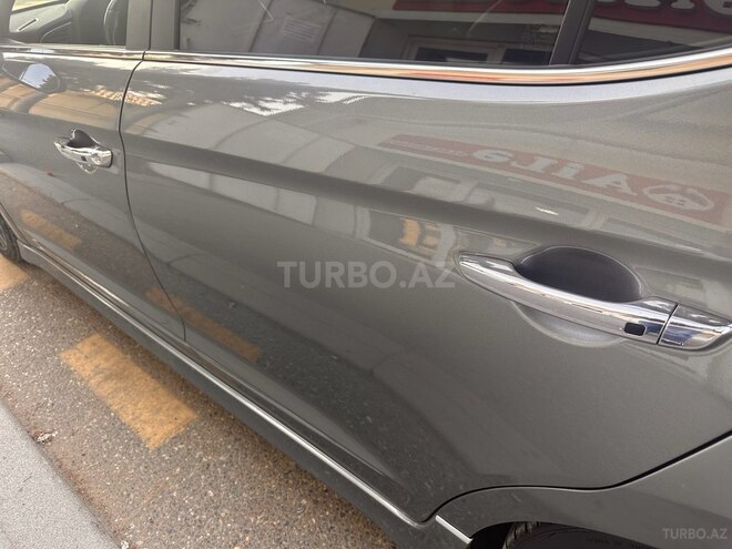 Hyundai Elantra 2018, 143,232 km - 1.6 л - Bakı