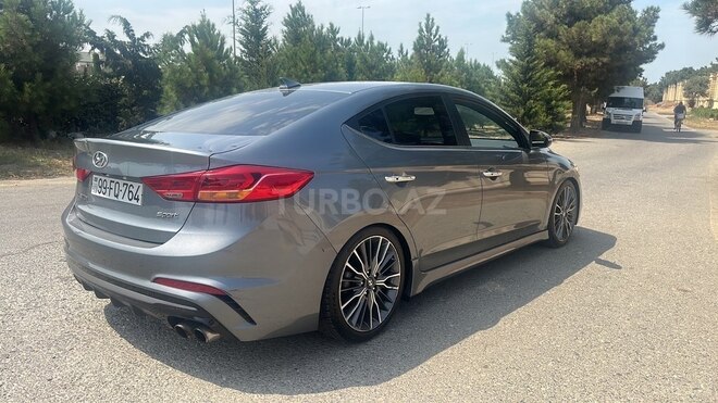Hyundai Elantra 2018, 143,232 km - 1.6 л - Bakı