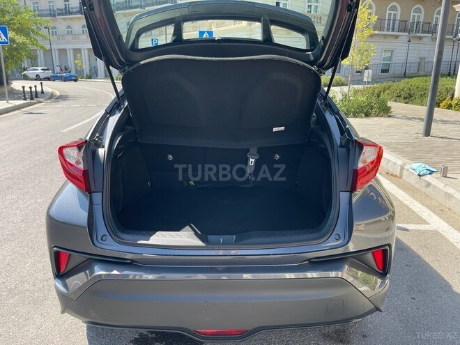 Toyota C-HR 2019, 82,000 km - 2.0 l - Bakı