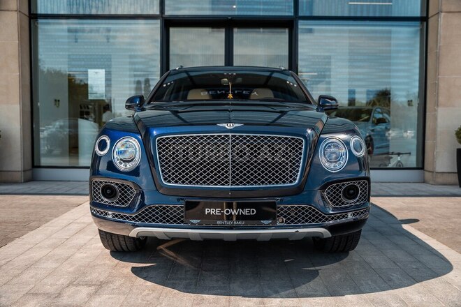 Bentley Bentayga 2018, 42,000 km - 4.0 l - Bakı