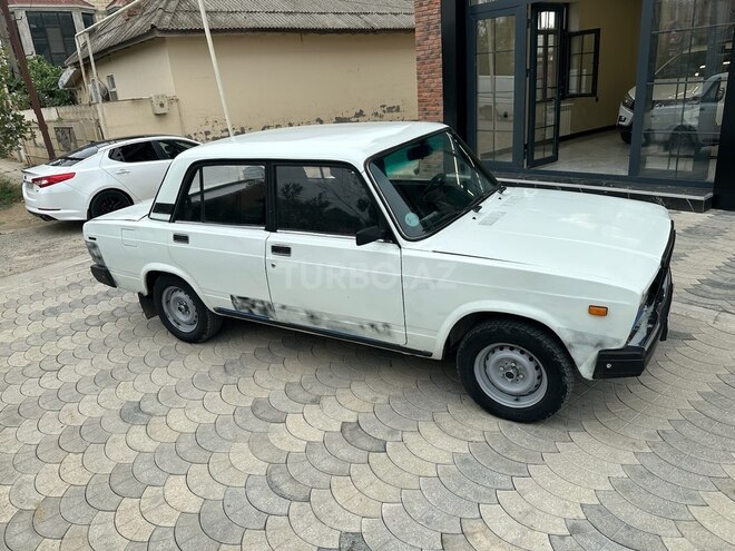 LADA (VAZ) 2107 2003, 250,000 km - 1.6 л - Salyan