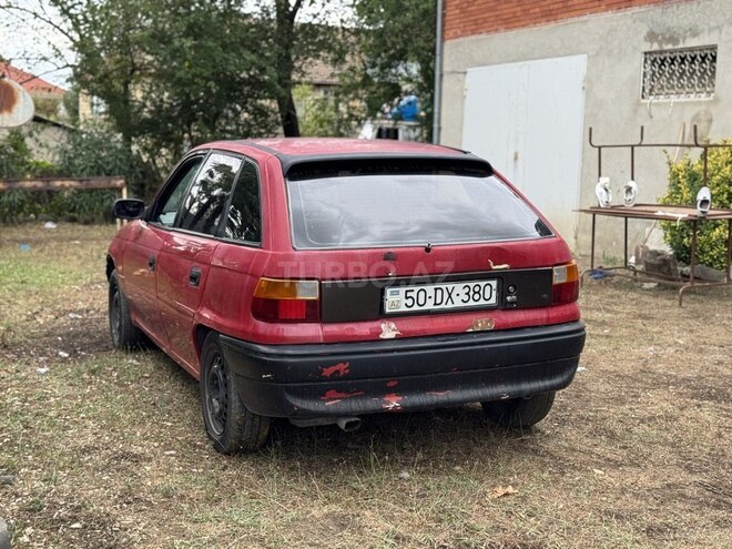 Opel Astra 1997, 324,000 km - 1.8 l - Bakı