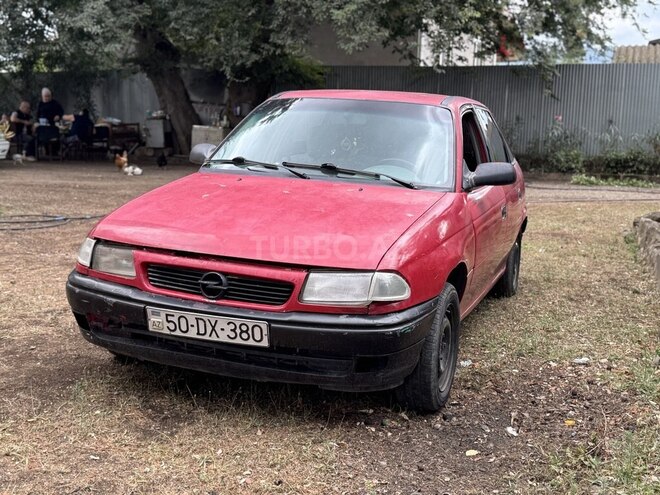 Opel Astra 1997, 324,000 km - 1.8 l - Bakı