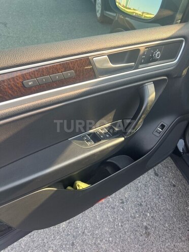 Volkswagen Touareg 2012, 127,000 km - 3.6 l - Bakı