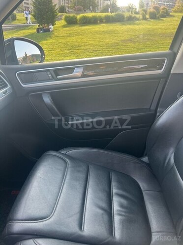 Volkswagen Touareg 2012, 127,000 km - 3.6 l - Bakı