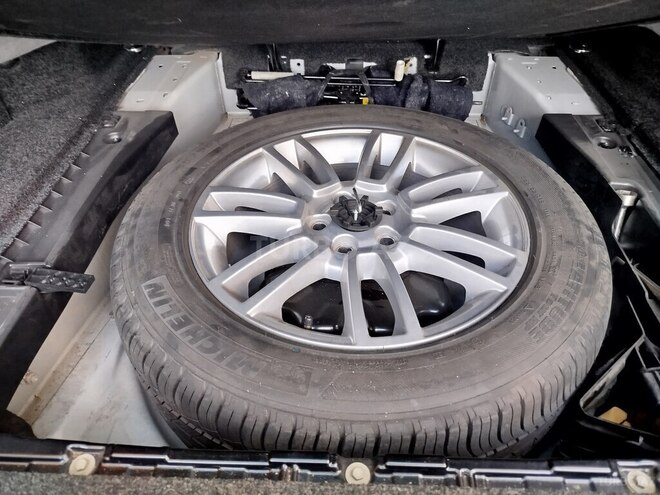 Land Rover Range Rover 2011, 232,146 km - 5.0 l - Bakı