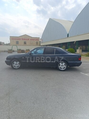 Mercedes E 230 1996, 225,000 km - 2.3 l - Bakı