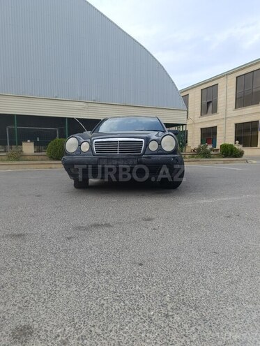 Mercedes E 230 1996, 225,000 km - 2.3 l - Bakı