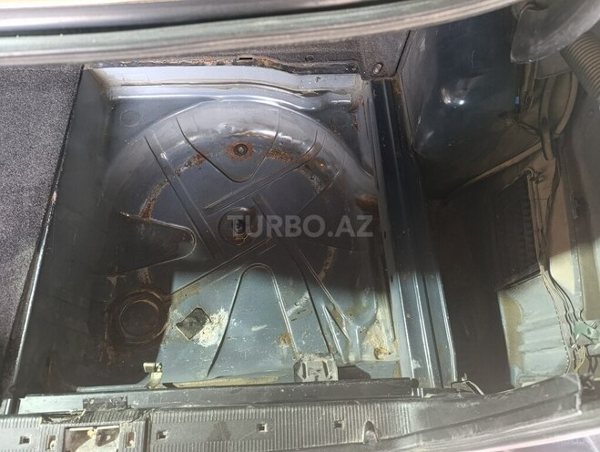 Mercedes E 230 1996, 225,000 km - 2.3 l - Bakı