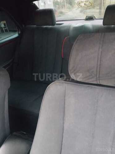 Mercedes E 230 1996, 320,000 km - 2.3 л - Mingəçevir