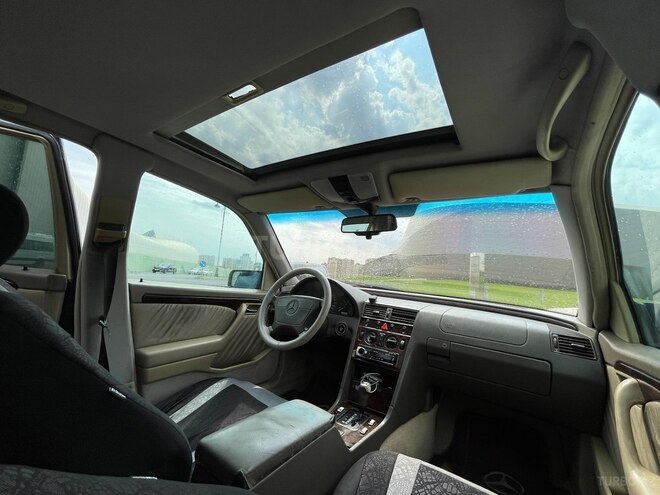 Mercedes C 220 1996, 436,000 km - 2.2 л - Bakı