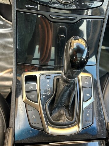 Hyundai Grandeur 2013, 240,000 km - 3.0 l - Qusar