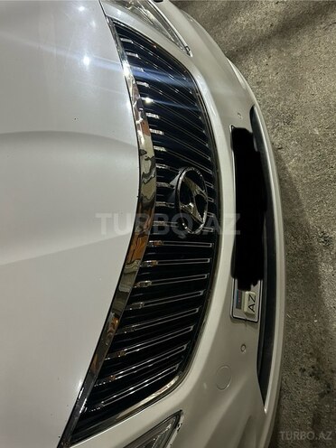 Hyundai Grandeur 2013, 240,000 km - 3.0 l - Qusar
