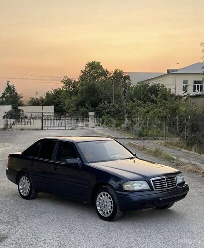 Mercedes C 180 1995, 256,000 km - 1.8 л - Bakı