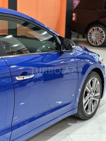 Hyundai Elantra 2017, 120,000 km - 2.0 l - Sumqayıt