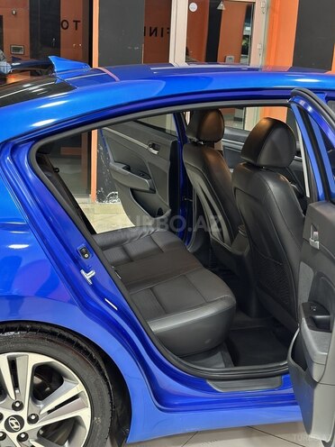 Hyundai Elantra 2017, 120,000 km - 2.0 l - Sumqayıt