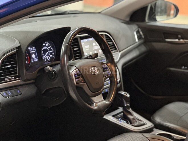 Hyundai Elantra 2017, 120,000 km - 2.0 l - Sumqayıt