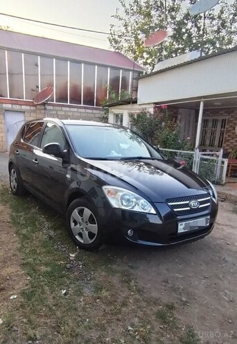 Kia Ceed 2009, 240,356 km - 1.4 л - Şəmkir