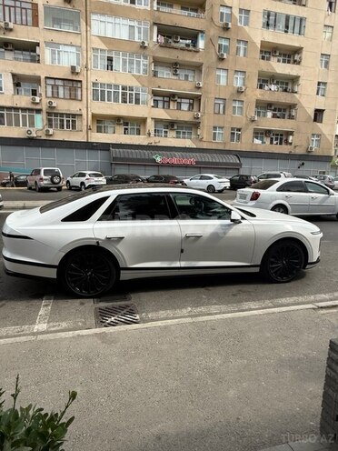 Hyundai Grandeur 2023, 25,000 km - 1.6 л - Bakı