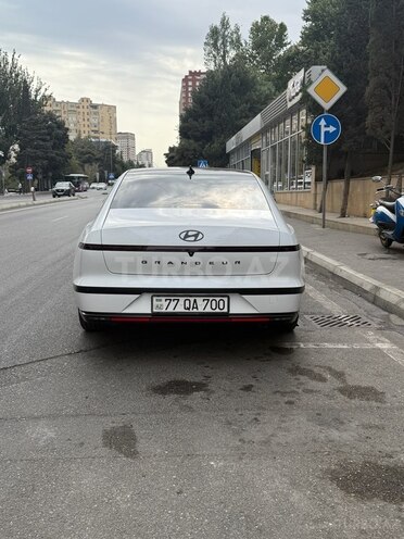 Hyundai Grandeur 2023, 25,000 km - 1.6 л - Bakı