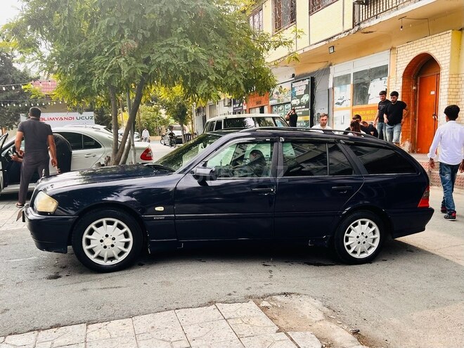 Mercedes C 180 1997, 323,000 km - 1.8 l - Bakı