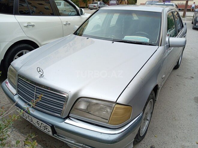 Mercedes C 220 1994, 42,500 km - 2.2 l - Sumqayıt
