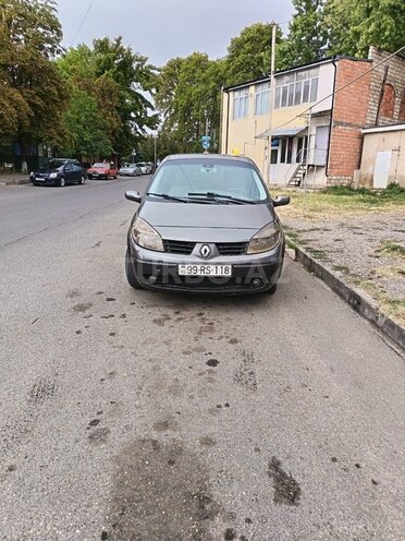 Renault Scenic 2005, 445,000 km - 1.5 l - Qusar