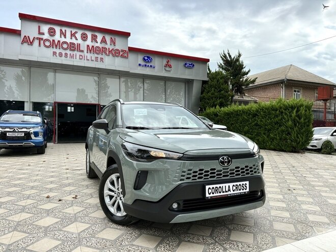 Toyota Corolla Cross-2