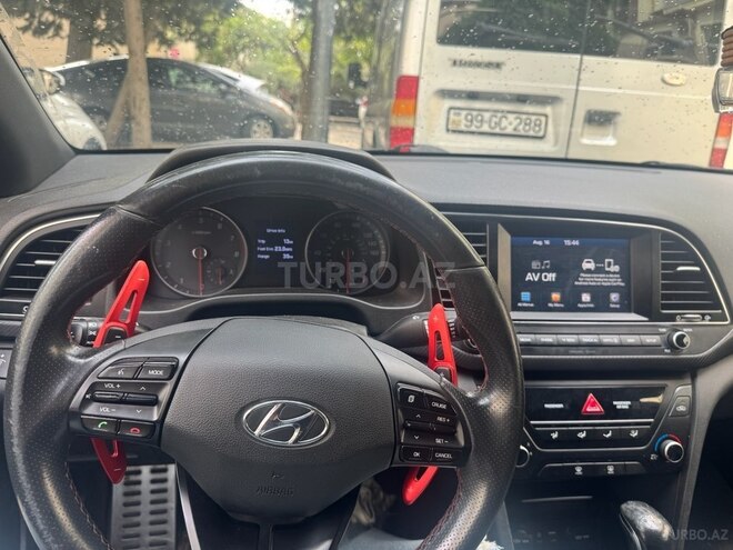 Hyundai Elantra 2017, 81,173 km - 1.6 л - Bakı